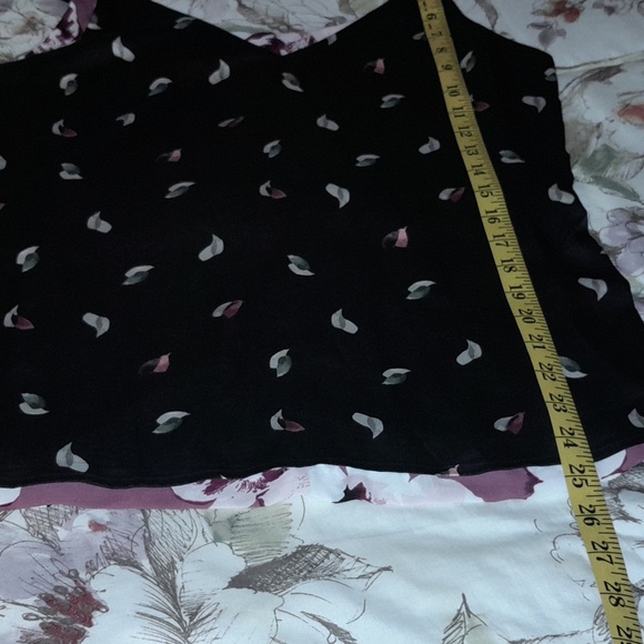 WHBM reversible tank top size small - Picture 6 of 8